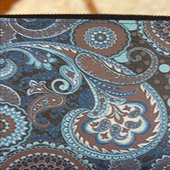 Elegant Blue Paisley Women's Crossbody Wallet NWOT - Picture 10 of 10